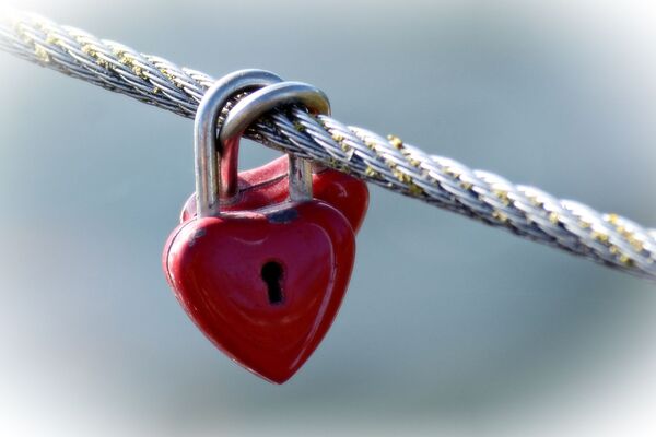 un cadenas en forme de coeur