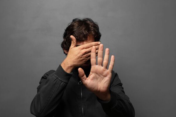 FOFO (Fear Of Finding Out) : gros plan sur la peur de savoir, ses mécanismes et ses conséquences