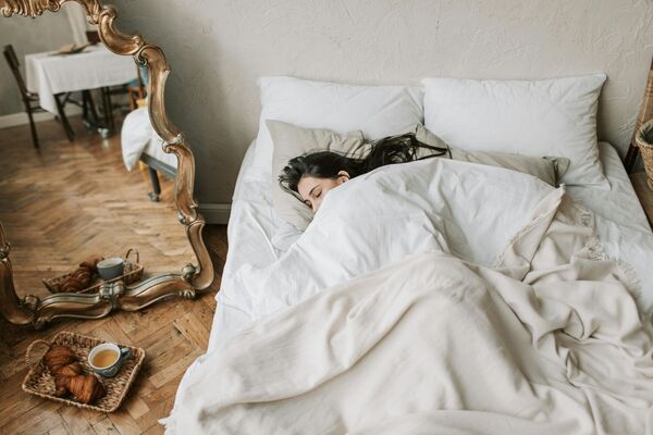 Bedrotting : repos réparateur ou signal d’alerte ?
